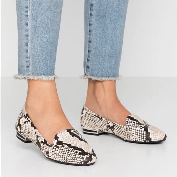 Call it Spring Josselin snakeskin flats